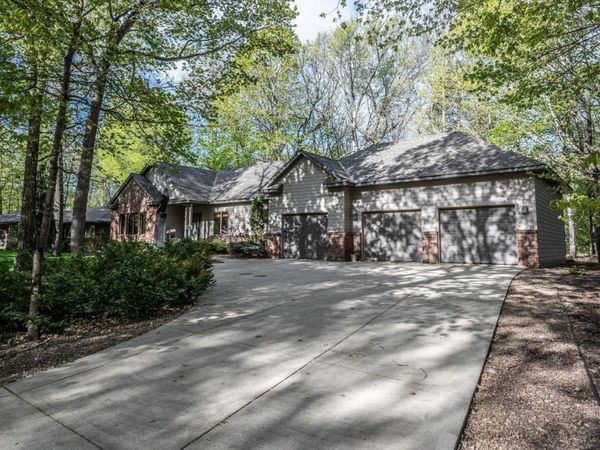 10750 Farrel Court, Northfield, MN 55057
