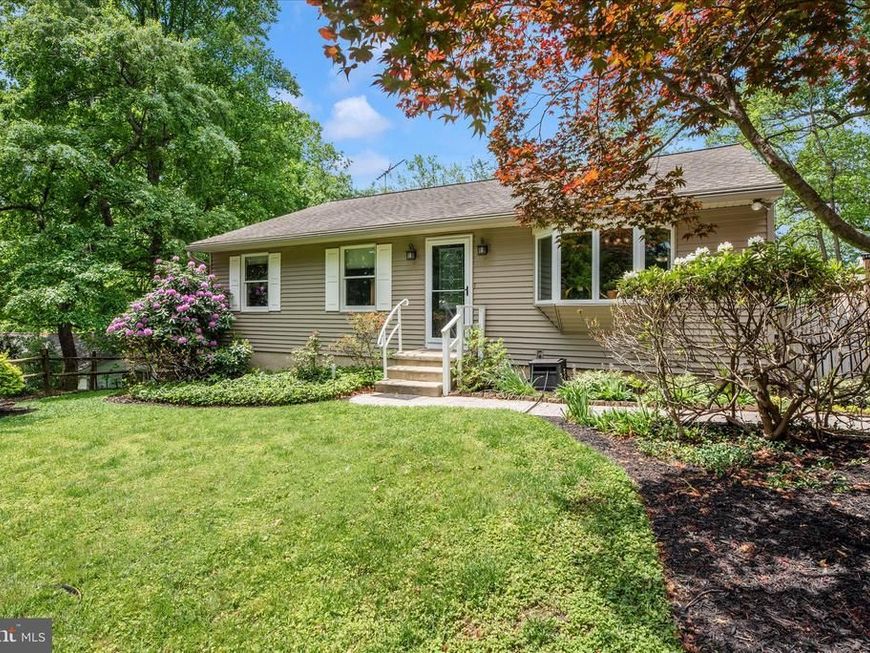 7554 Watkins Drive, Sykesville, MD 21784 Main Photo