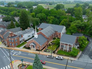 9 MARIETTA AVENUE, MOUNT JOY, PA 17552