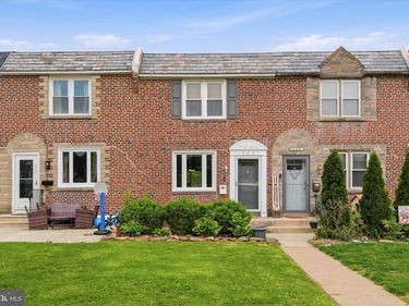 332 GRAMERCY DRIVE, CLIFTON HEIGHTS, PA 19018