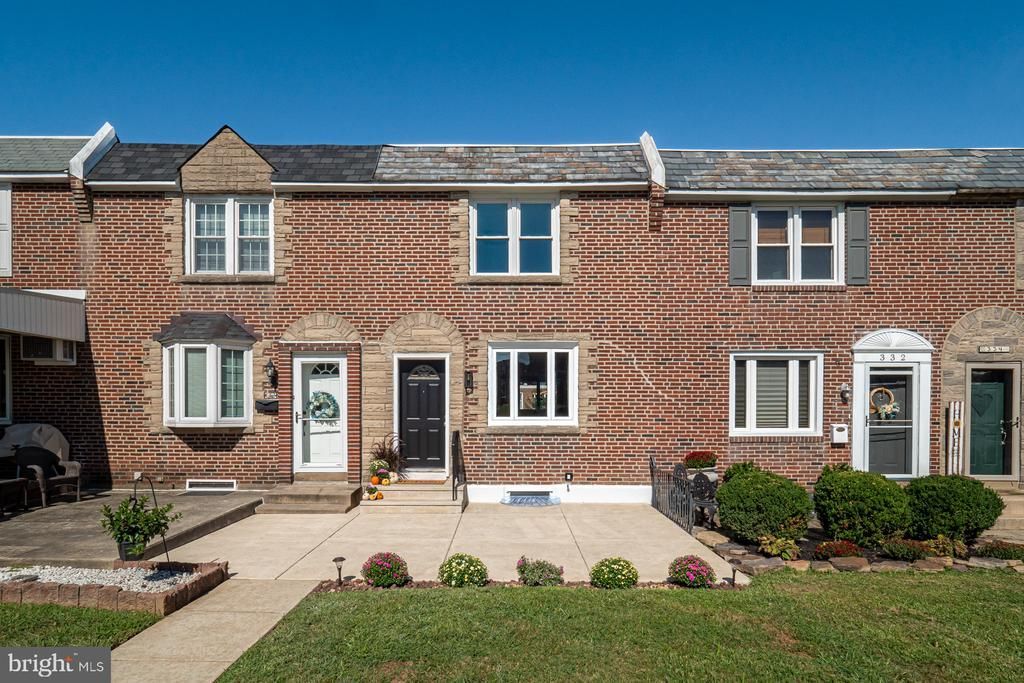 330 GRAMERCY DRIVE, CLIFTON HEIGHTS, PA 19018