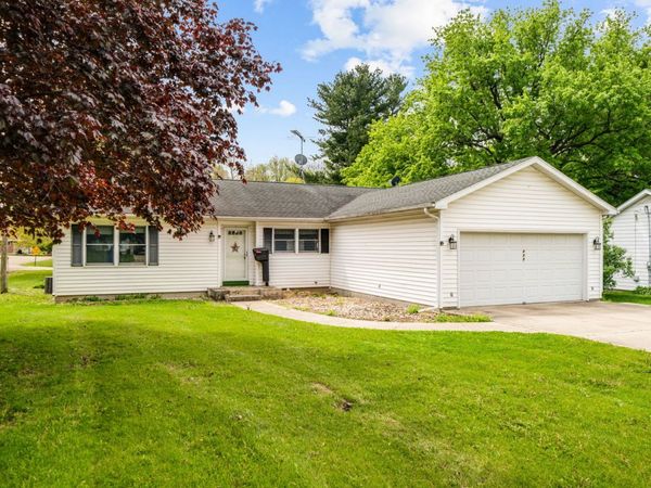 409 Barbara Street , Mount Morris, IL 61054