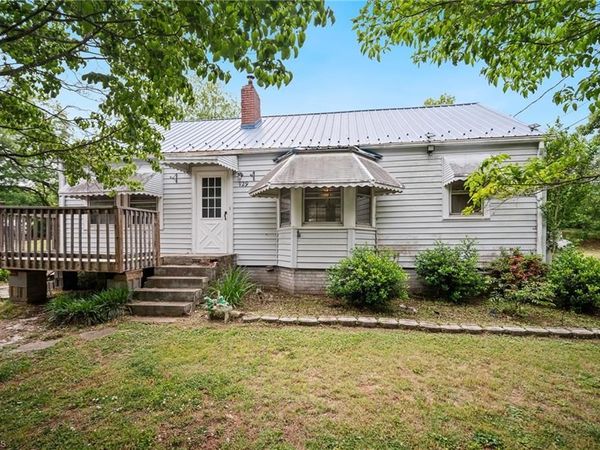 129 W Finch Avenue, Denton, NC 27239