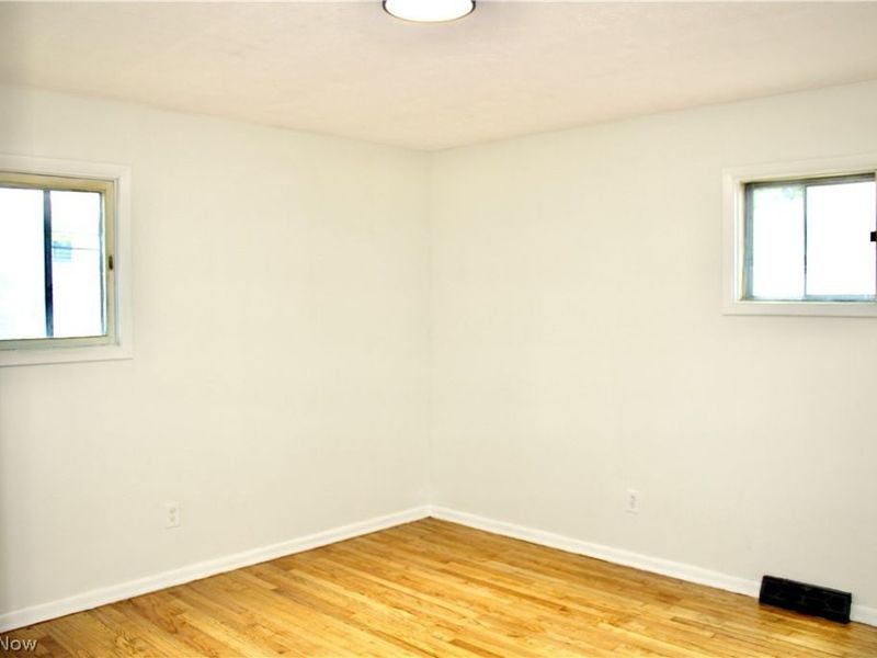 21506 Kenyon Street, Maple Heights, OH 44137 Photo 13