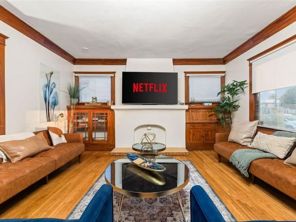 736 Redonde Avenue, Long Beach, CA 90804