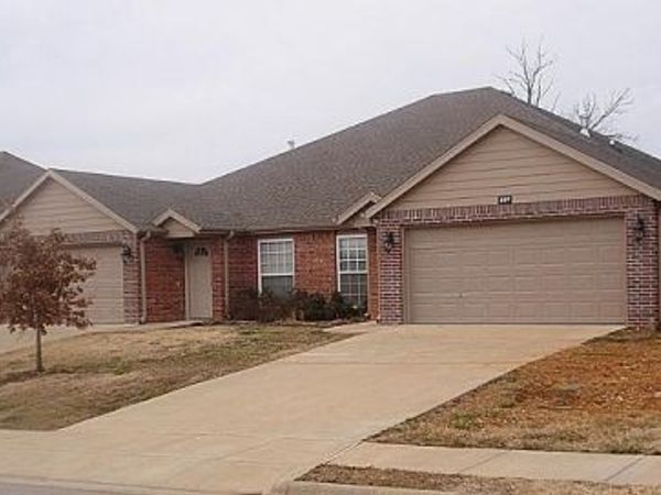 294 Copper Oaks Drive, Centerton, AR 72719