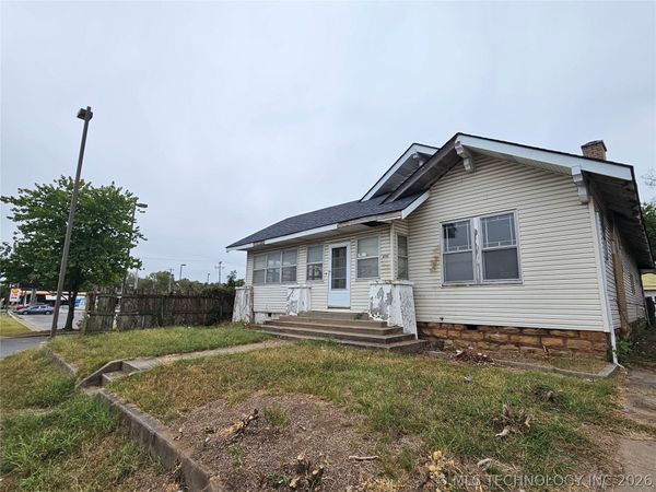 724 S Main Street , Sapulpa, OK 74066