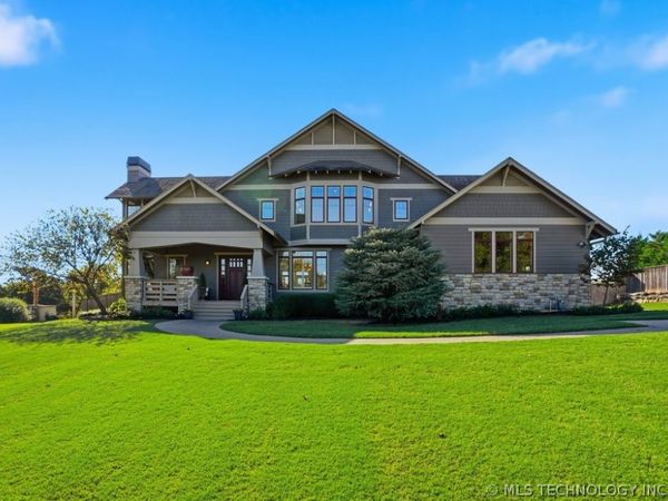 418 E 111th Street S, Jenks, OK 74037