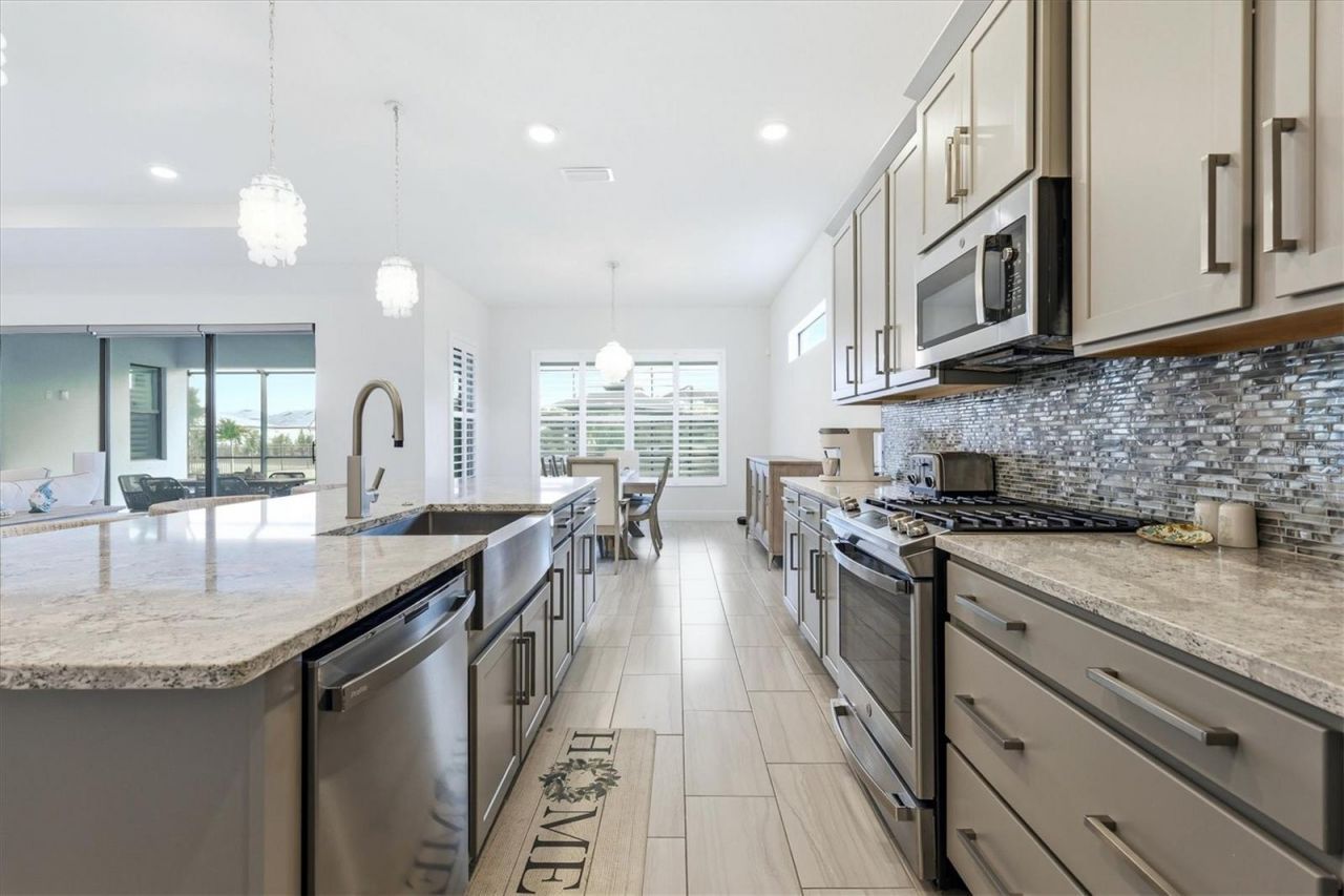 4950 Kiva Circle, Bradenton, FL 34211 Photo