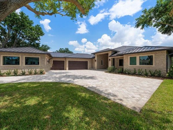 19 HIBISCUS ROAD, BELLEAIR, FL 33756