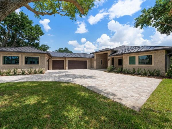 19 HIBISCUS ROAD, BELLEAIR, FL 33756