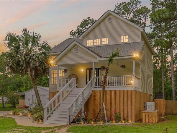 123 Dewberry Street, Dauphin Island, AL 36528