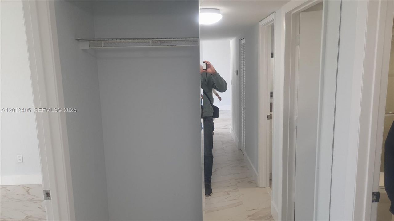 310 Fontainebleau Blvd, Unit 203, Miami, FL 33172 Photo