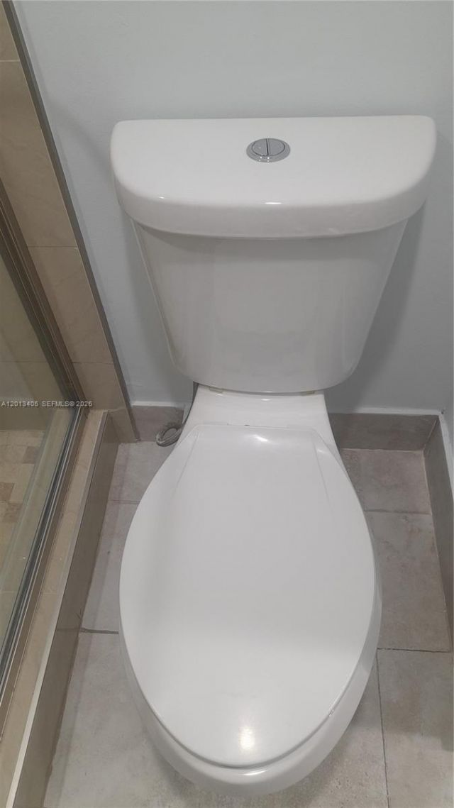 310 Fontainebleau Blvd, Unit 203, Miami, FL 33172 Photo