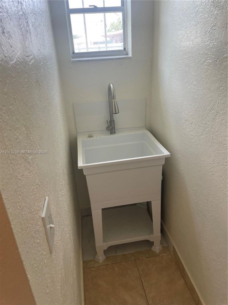 4115 SW 108th Ave, Unit A, Miami, FL 33165 Photo