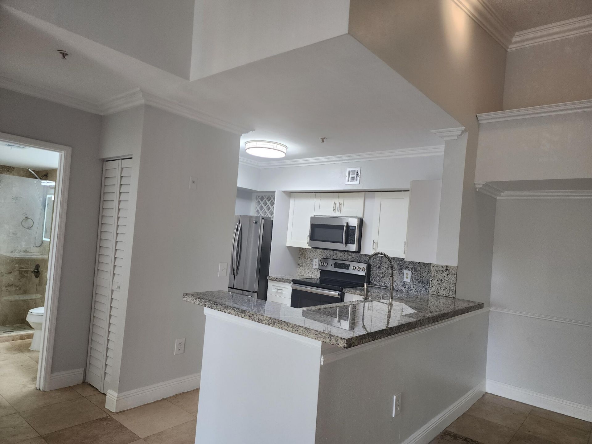 2494 Centergate Drive, Unit 301, Miramar, FL 33025 Photo