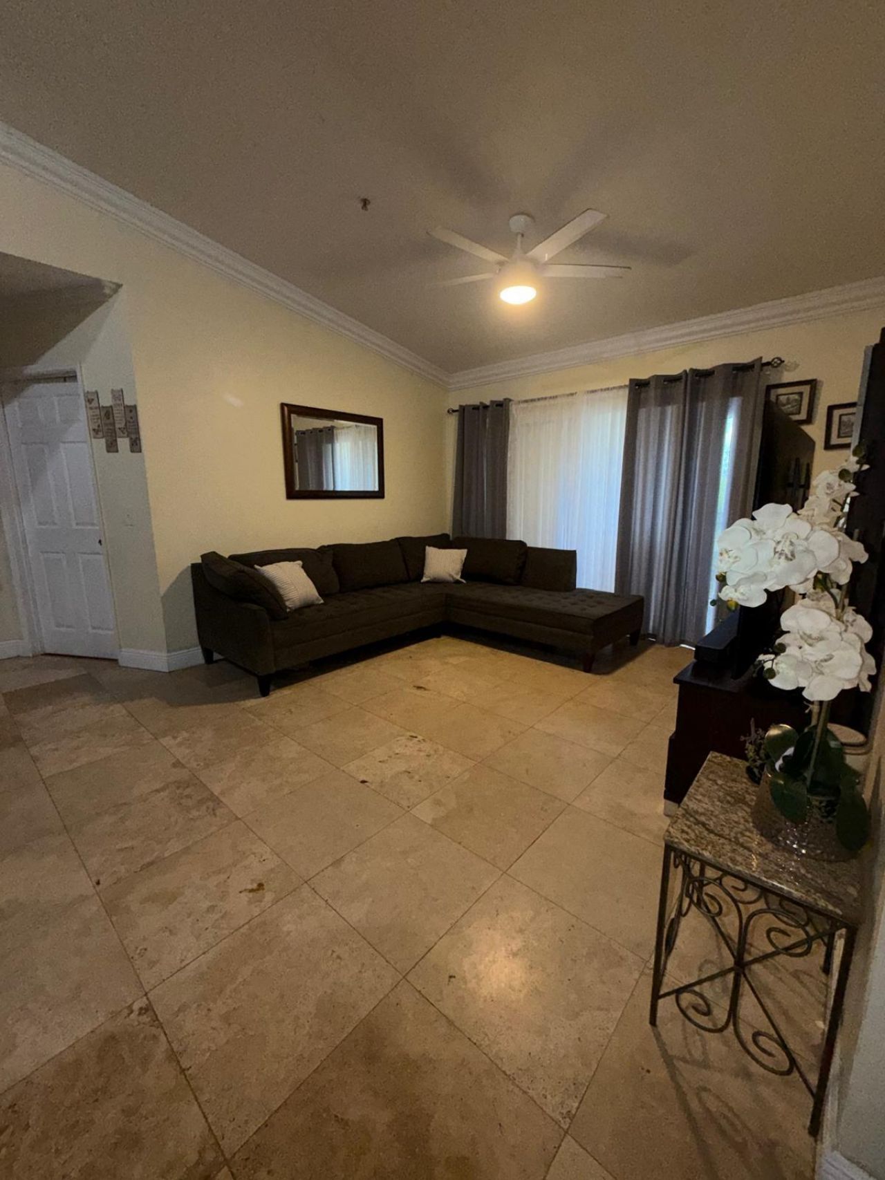 2494 Centergate Drive, Unit 301, Miramar, FL 33025 Photo