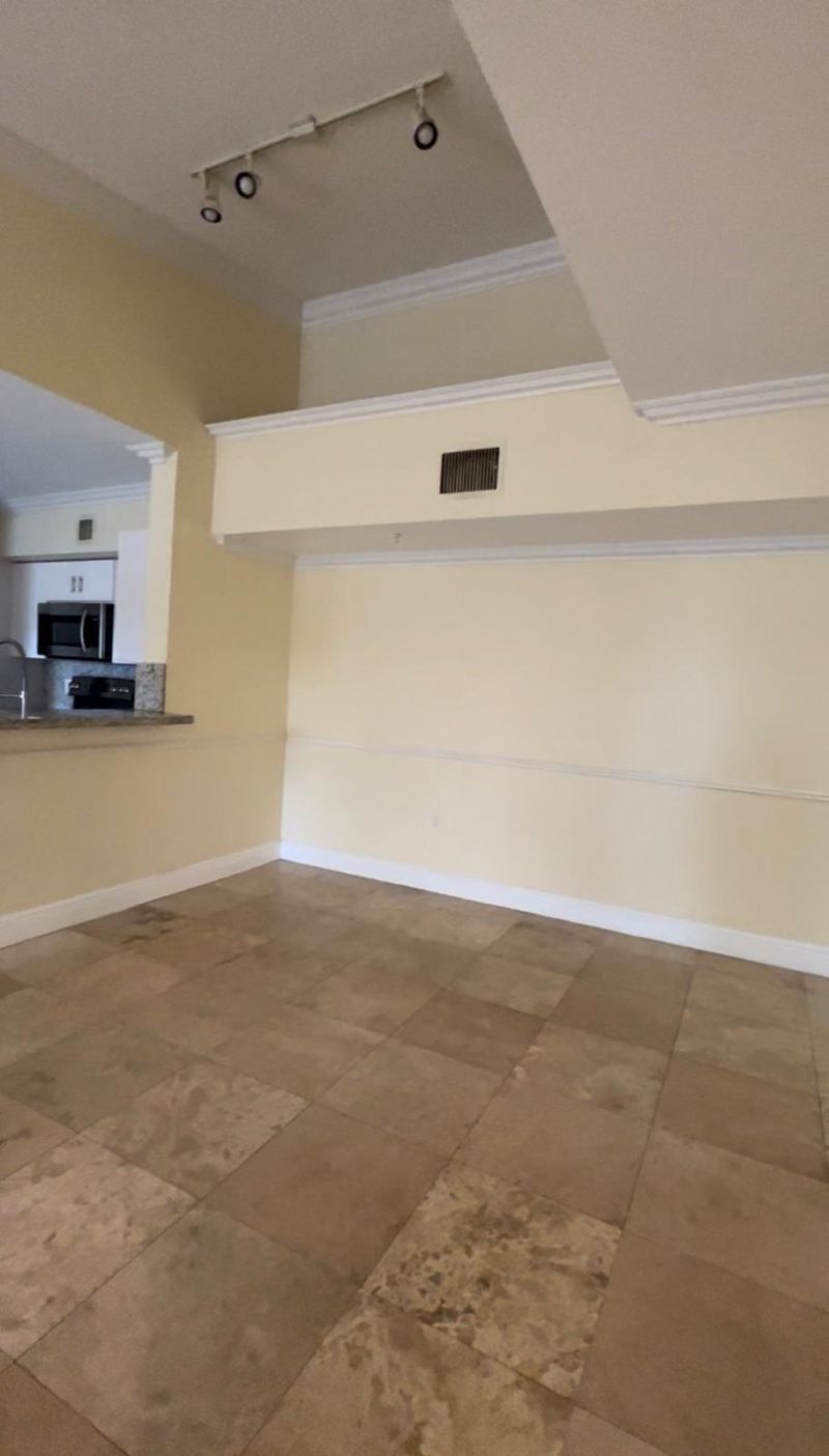 2494 Centergate Drive, Unit 301, Miramar, FL 33025 Photo