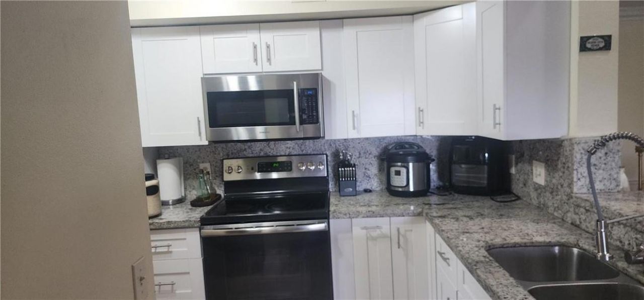2494 Centergate Drive, Unit 301, Miramar, FL 33025 Photo
