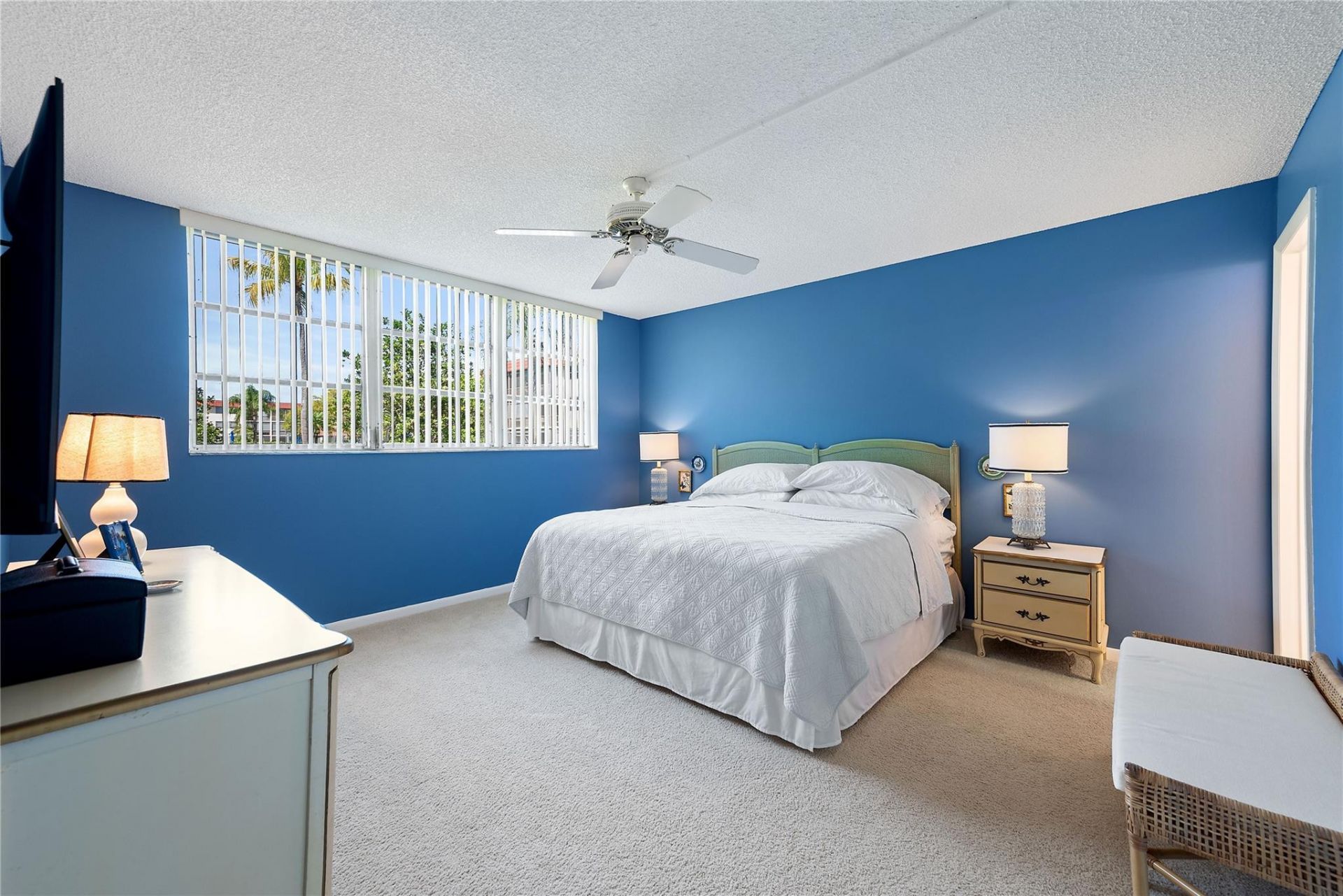 9420 S Hollybrook Lake Drive, Unit 109, Pembroke Pines, FL 33025 Photo