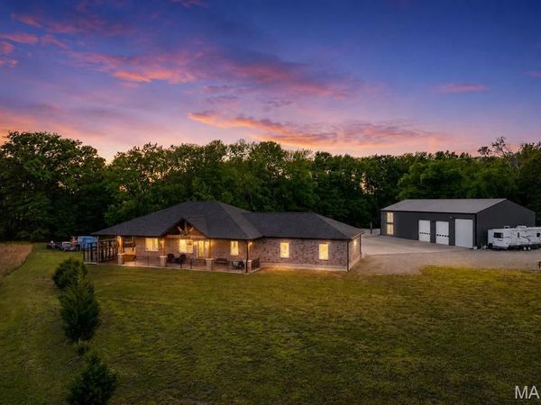 241 County Road 226 , Cape Girardeau, MO 63701
