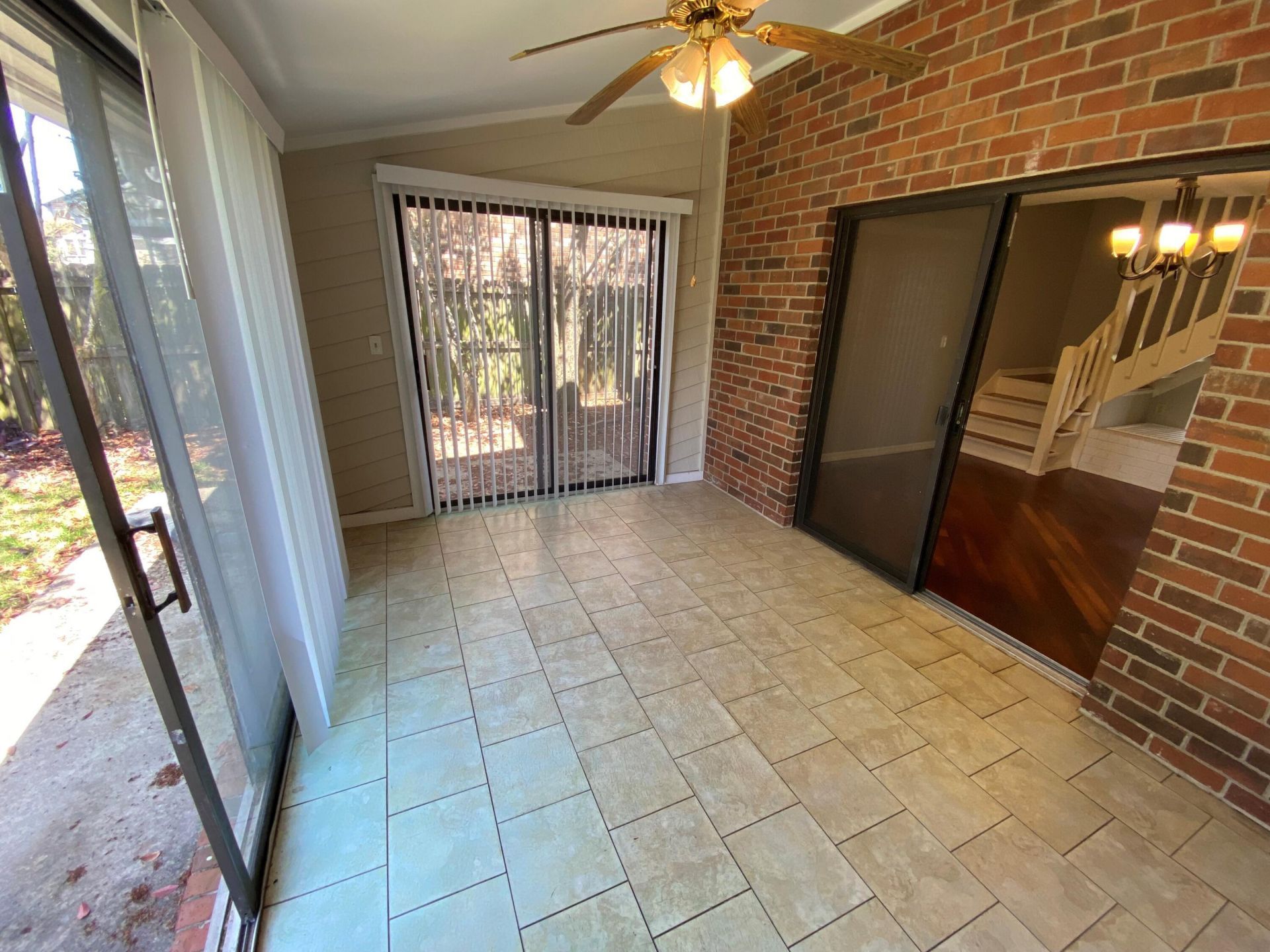 985 Bay Tree Circle Photo 13