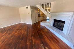 985 Bay Tree Circle photo 4