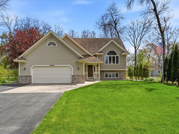 21955 Finley Court N, Forest Lake, MN 55025