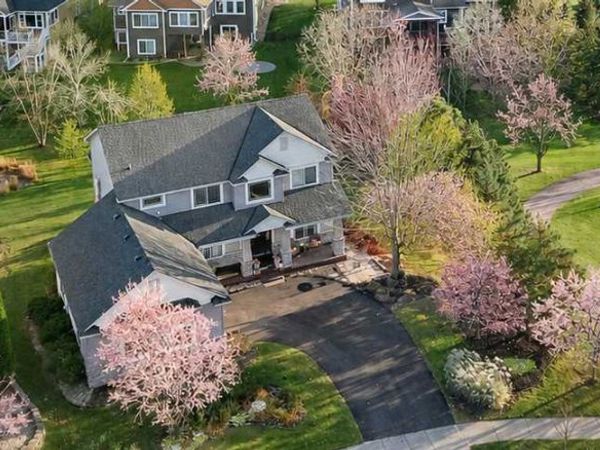 11470 Halstead Trail, Woodbury, MN 55129
