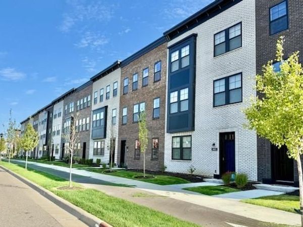 847 Mount Curve Boulevard , Saint Paul, MN 55116