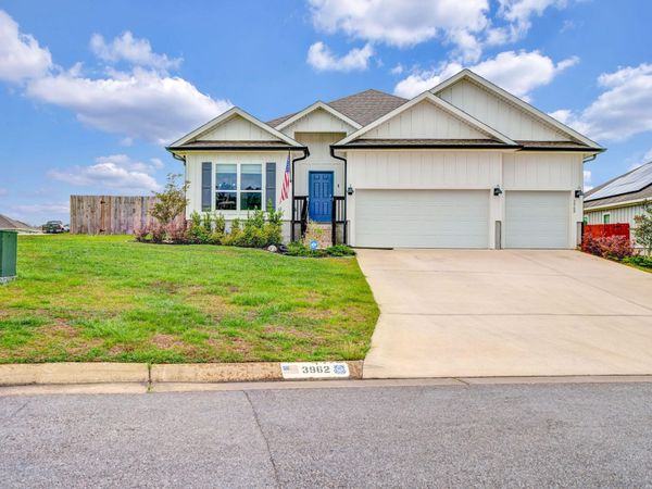 3962 Whitetail Lane, Pensacola, FL 32526