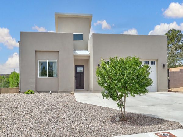 6352 Buenos Aires Place NW, Albuquerque, NM 87120