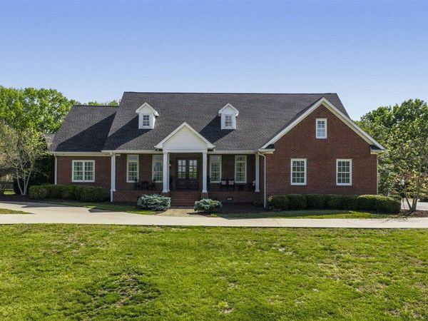 1088 Greensburg Road , Edmonton, KY 42129