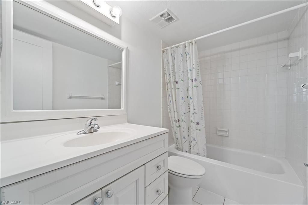 307 Goodlette-frank Rd S, Unit B202, Naples, FL 34102 Photo