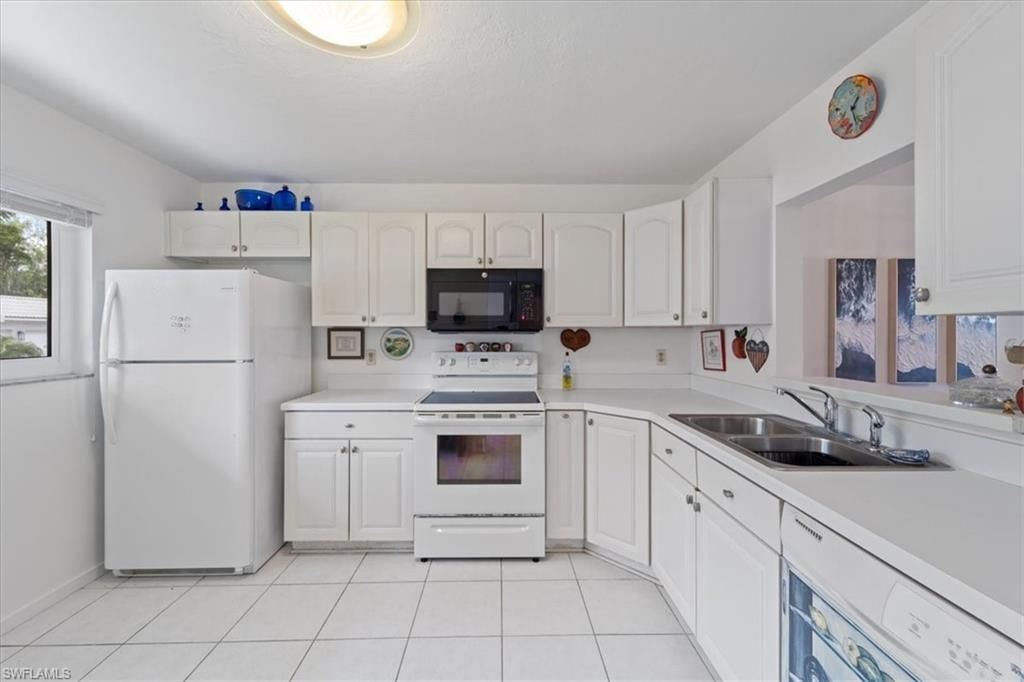 307 Goodlette-frank Rd S, Unit B202, Naples, FL 34102 Photo