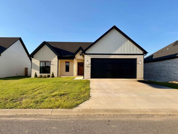 5 Songbird Cove , Greenbrier, AR 72058