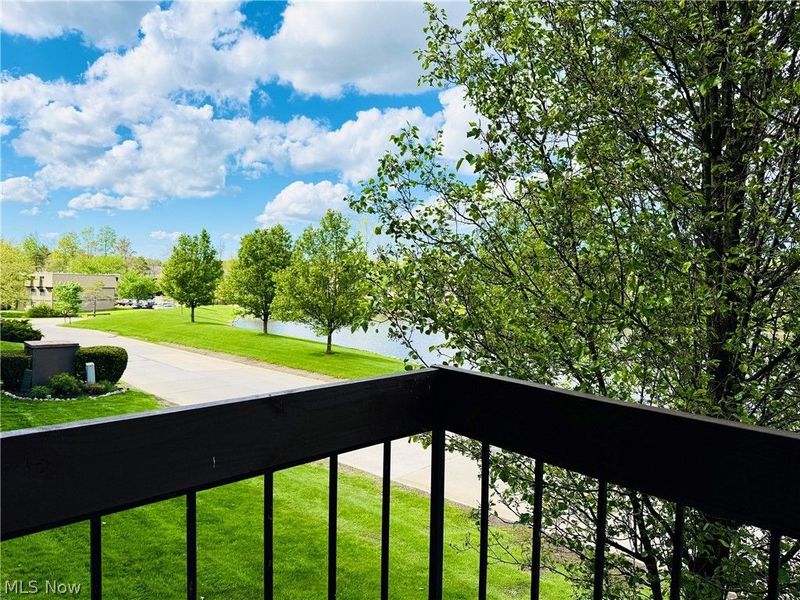 9731 Sunrise Boulevard, Unit M31, North Royalton, OH 44133 Photo 18