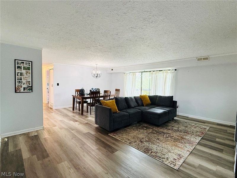 9731 Sunrise Boulevard, Unit M31, North Royalton, OH 44133 Photo 6