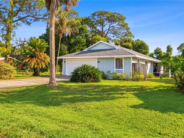 2396 44th Avenue, Vero Beach, FL 32966
