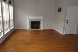 105 Fairbury Drive photo 4