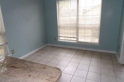 105 Fairbury Drive photo 4