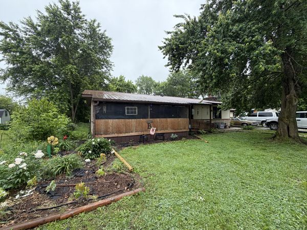 8286 Lockman Street , Winona, MO 65588