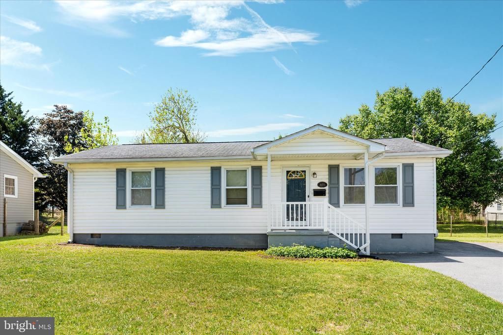 609 Ewell Street, Winchester, VA 22601 Main Photo