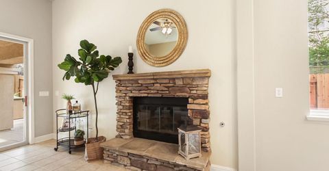 1513 Diamond Woods Cir, Roseville, CA 95747 Photo