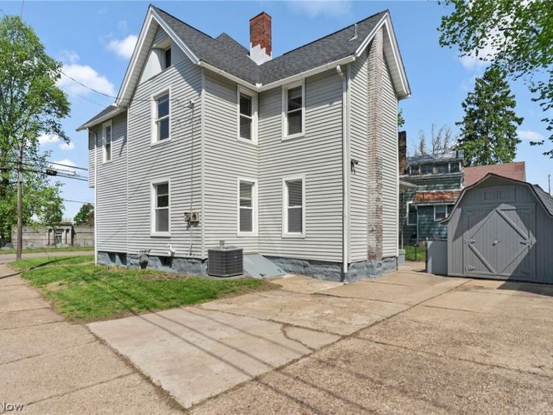 1738 Erie Street S, Massillon, OH 44646 Photo 33