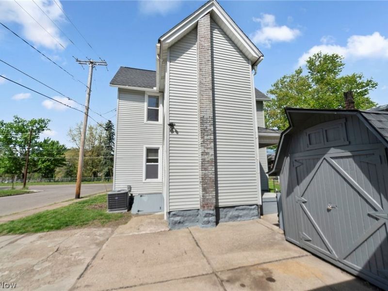 1738 Erie Street S, Massillon, OH 44646 Photo 34