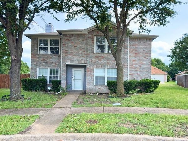7938 Christian Court, Dallas, TX 75237