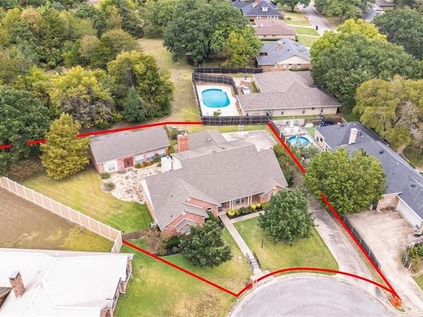6400 Creekside Drive, Greenville, TX 75402