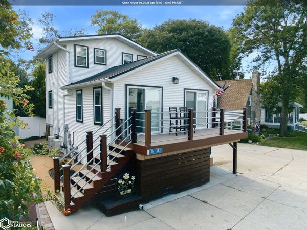 15381 1st Street, Clear Lake, IA 50428