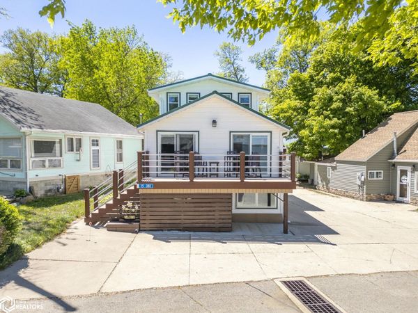 15381 1st Street, Clear Lake, IA 50428